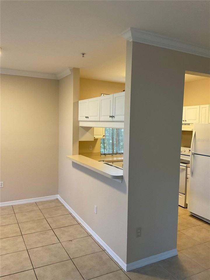 2275 Nw 16th Ter - Photo 3 of 10