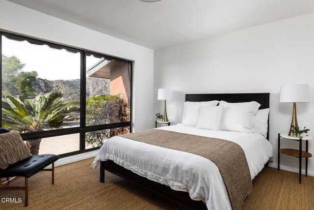 339 Patrician Way - Photo 3 of 8