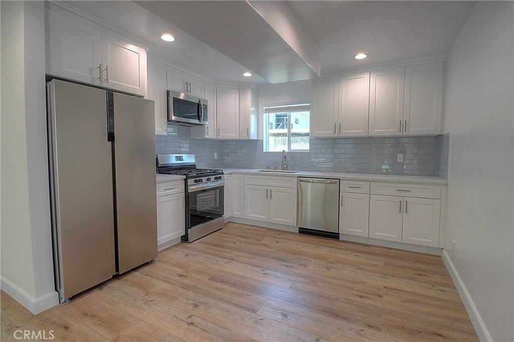 1127 Manzanita St - Photo 3 of 13