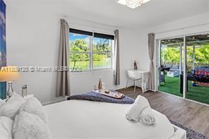 1020 Sw 8th St - Photo 2 of 8