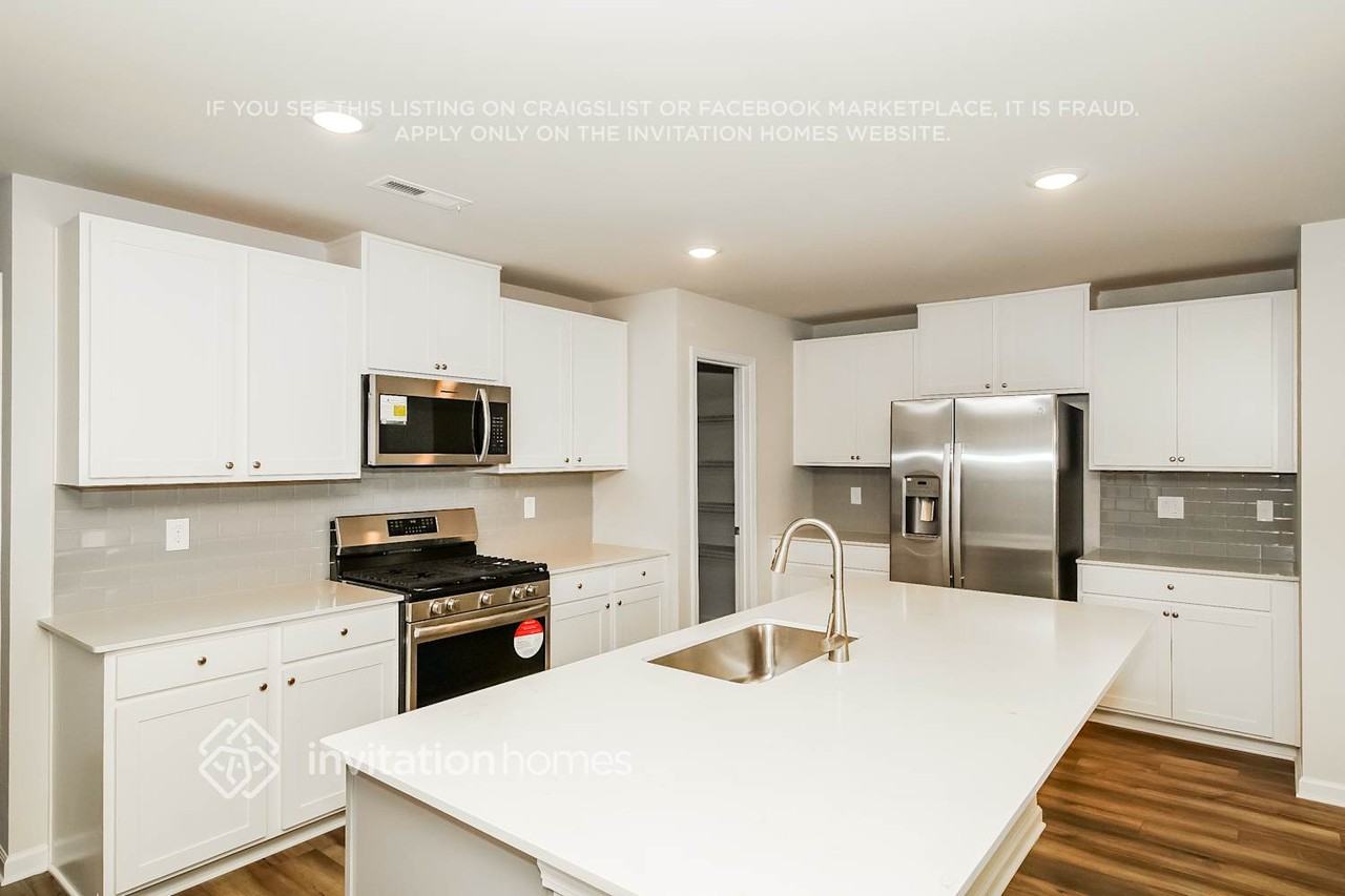 116 Dorian Pl - Photo 7 of 18