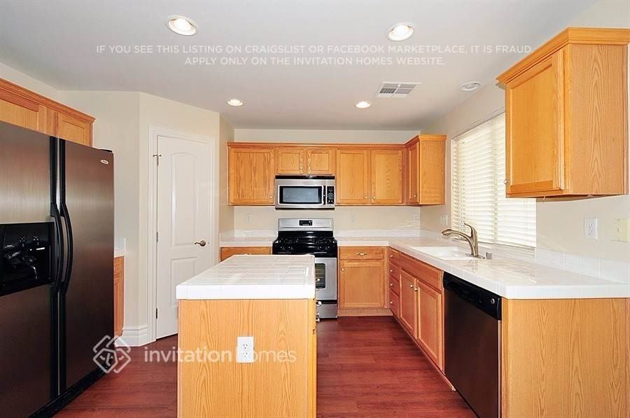 3501 Mountain Park St - Photo 5 of 24