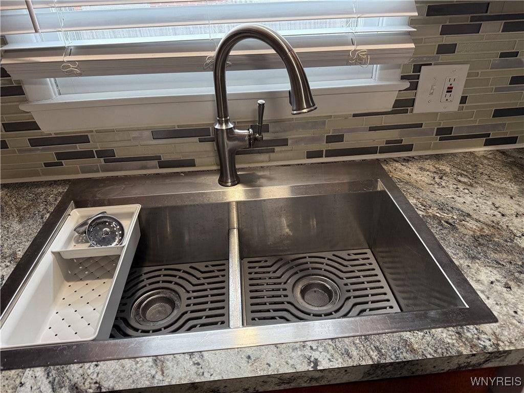 4867 N Bailey Ave - Photo 7 of 16