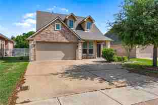 1806 Lakeshore Cir - Photo 1 of 1