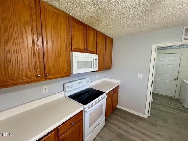 425 Henwood Ct - Photo 6 of 20