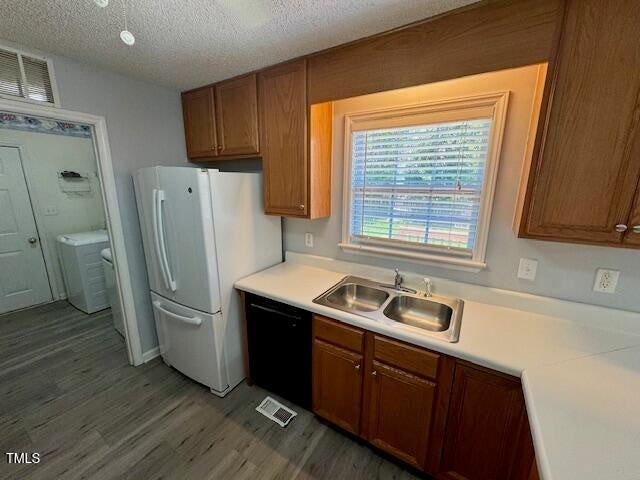 425 Henwood Ct - Photo 7 of 20