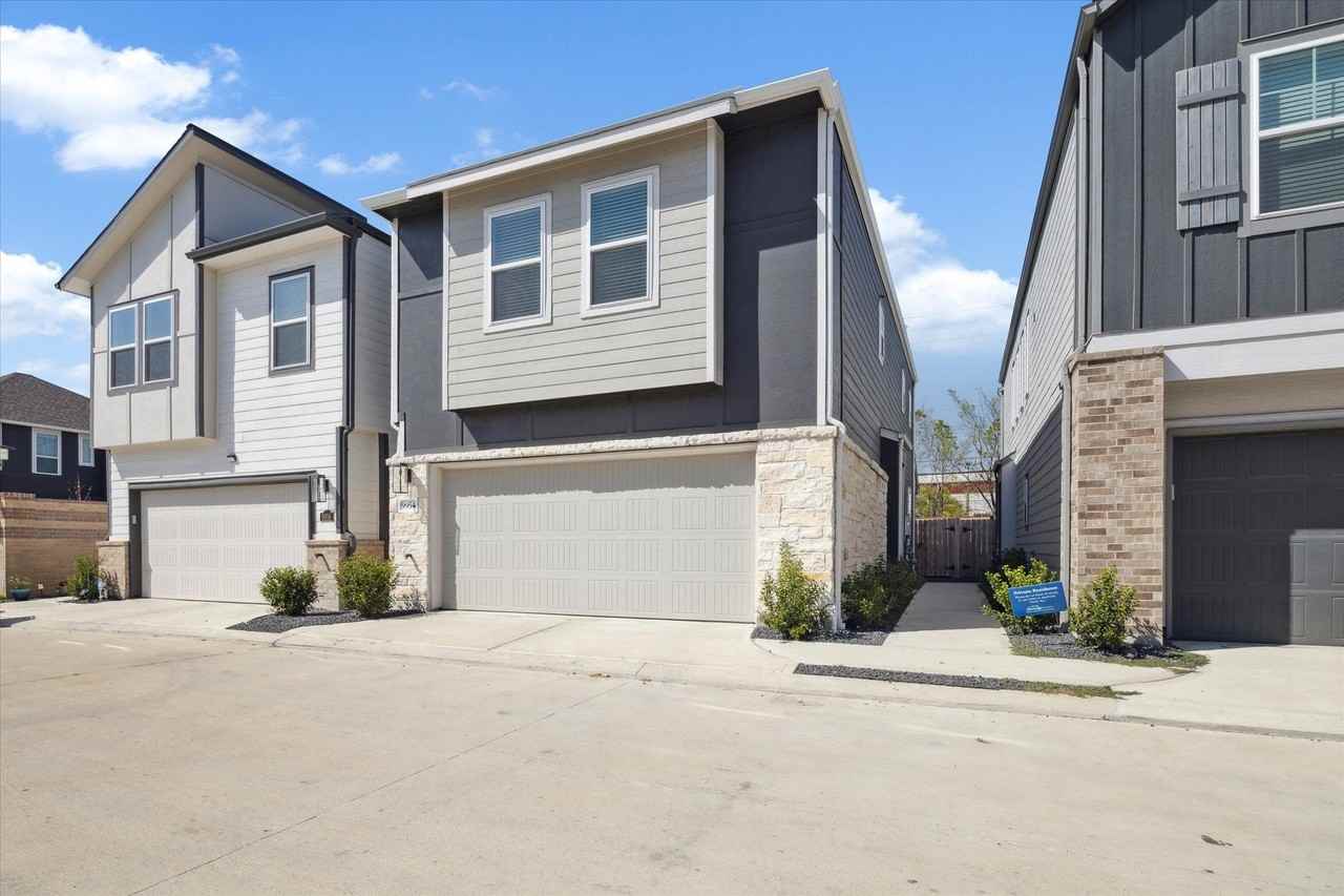 9954 Storehouse Dr - Photo 6 of 23