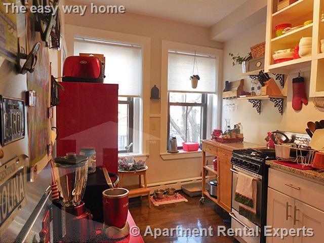 114 Willow St #2 - Photo 3 of 8