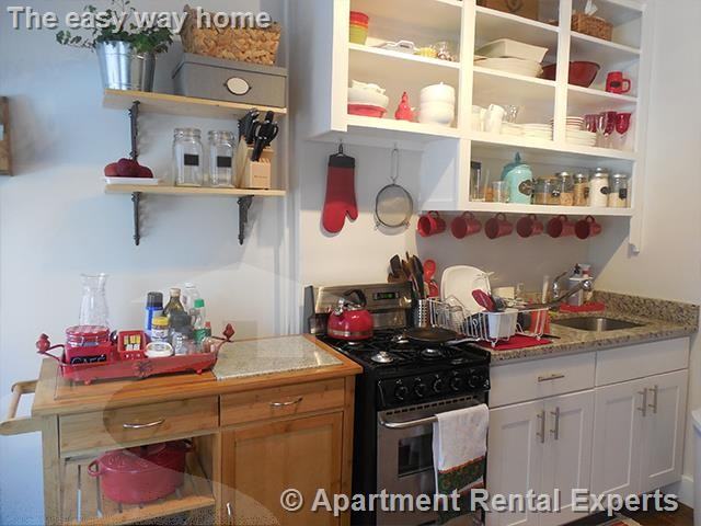 114 Willow St #2 - Photo 4 of 8