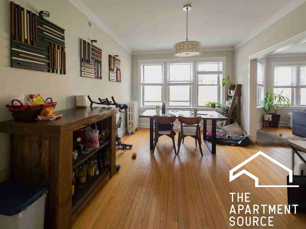 4507 N Greenview Ave #2W - Photo 4 of 11