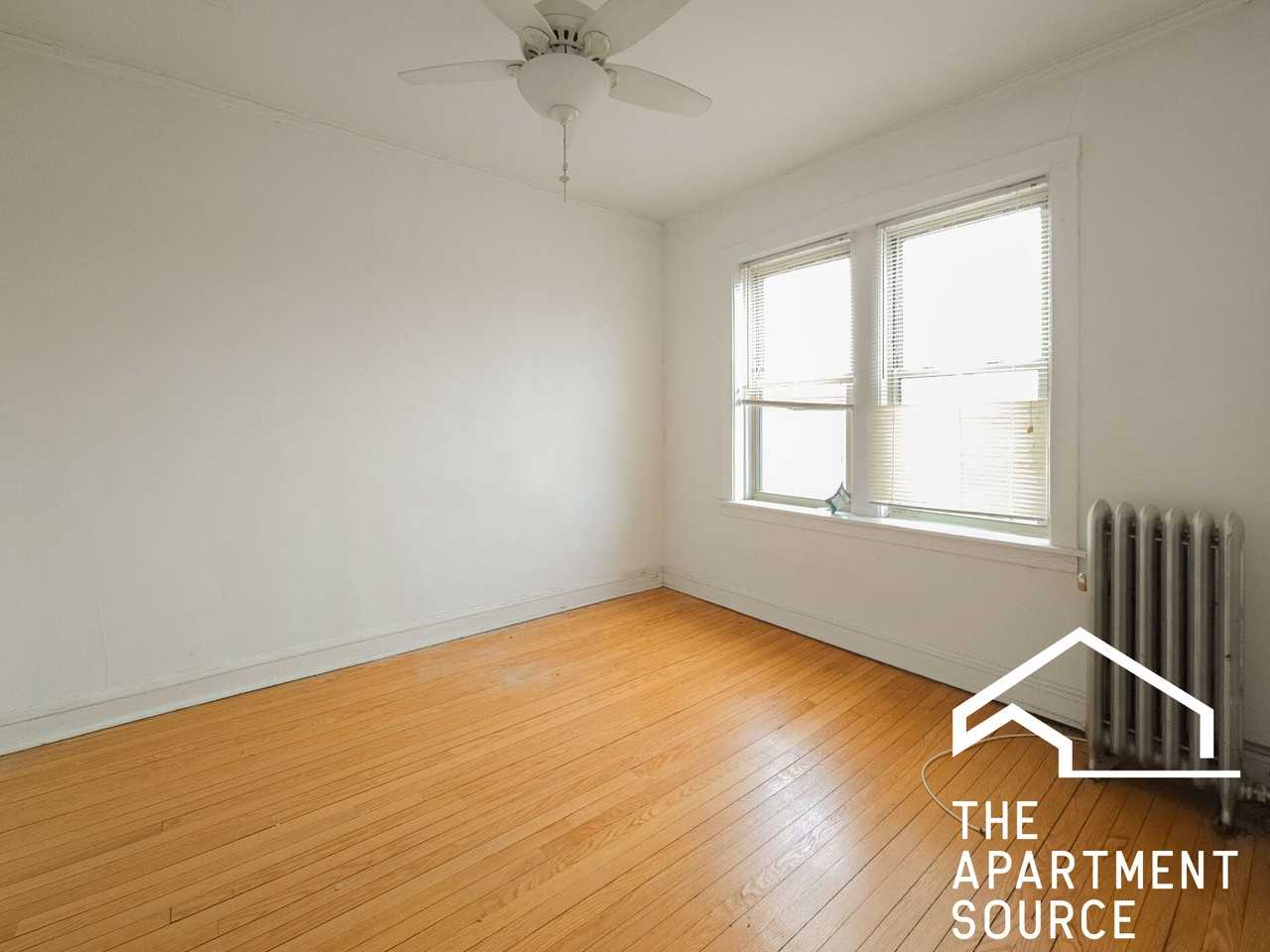 4507 N Greenview Ave #2W - Photo 7 of 11