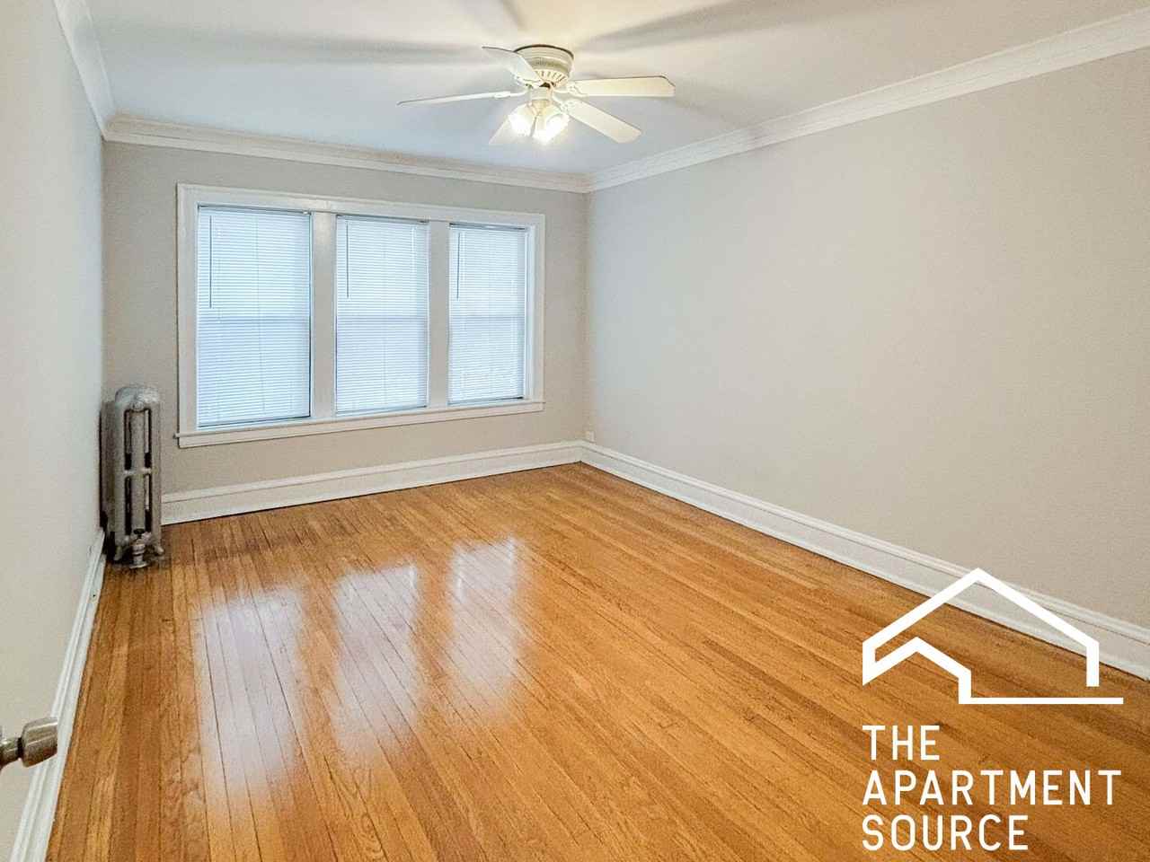 1831 W Winona St #2 - Photo 4 of 15
