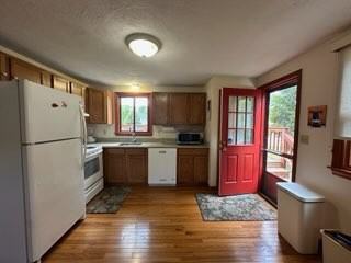 3 Horton Ln - Photo 2 of 13