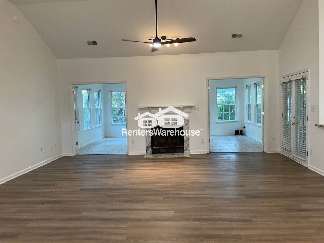 8402 Albury Walk Ln - Photo 3 of 42