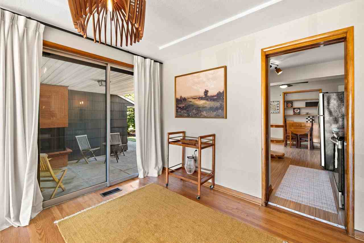 4329 Ne 70th Ave - Photo 4 of 48