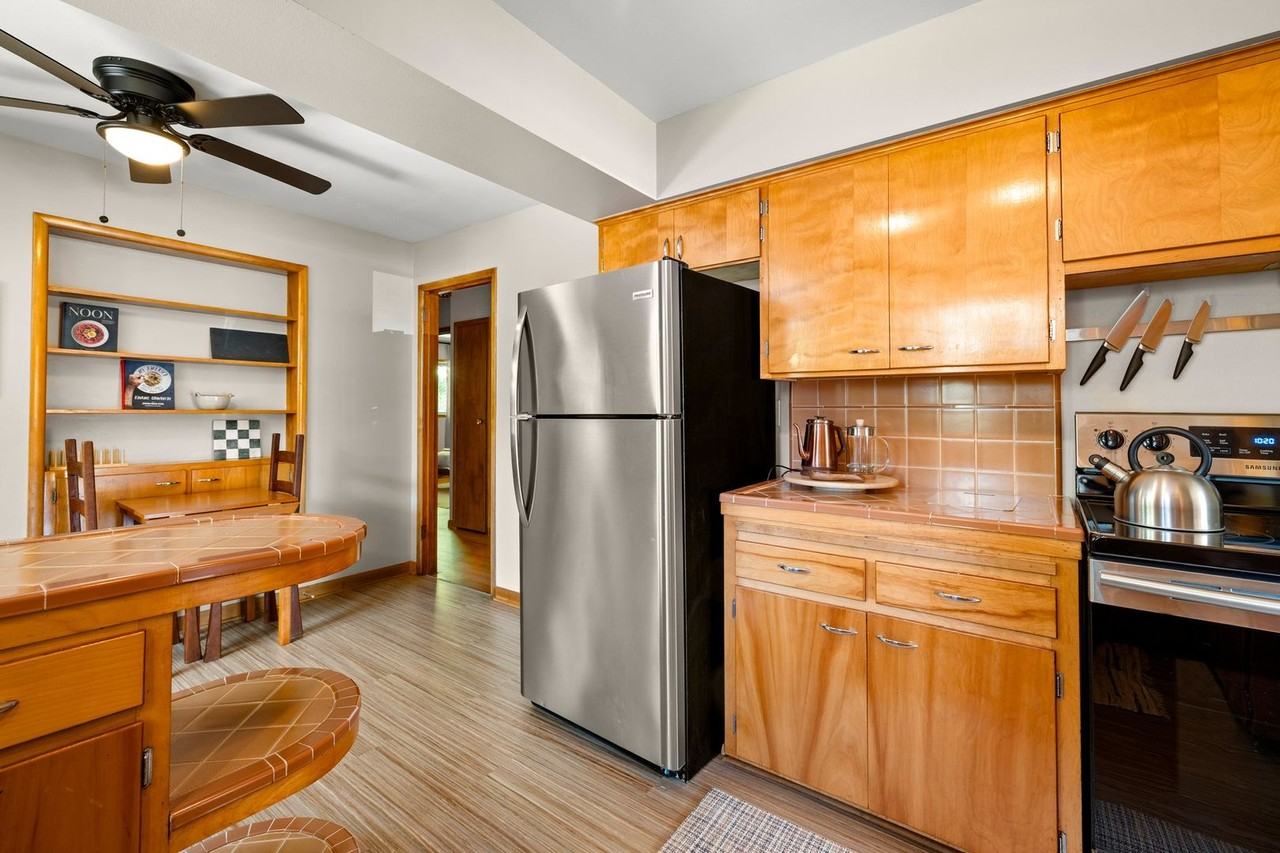 4329 Ne 70th Ave - Photo 5 of 48