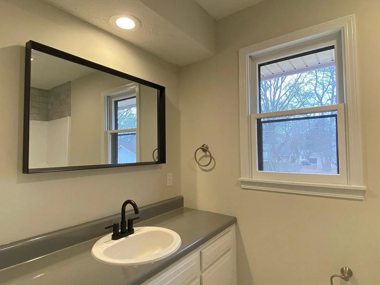 3259 S Elmira Ave - Photo 4 of 10
