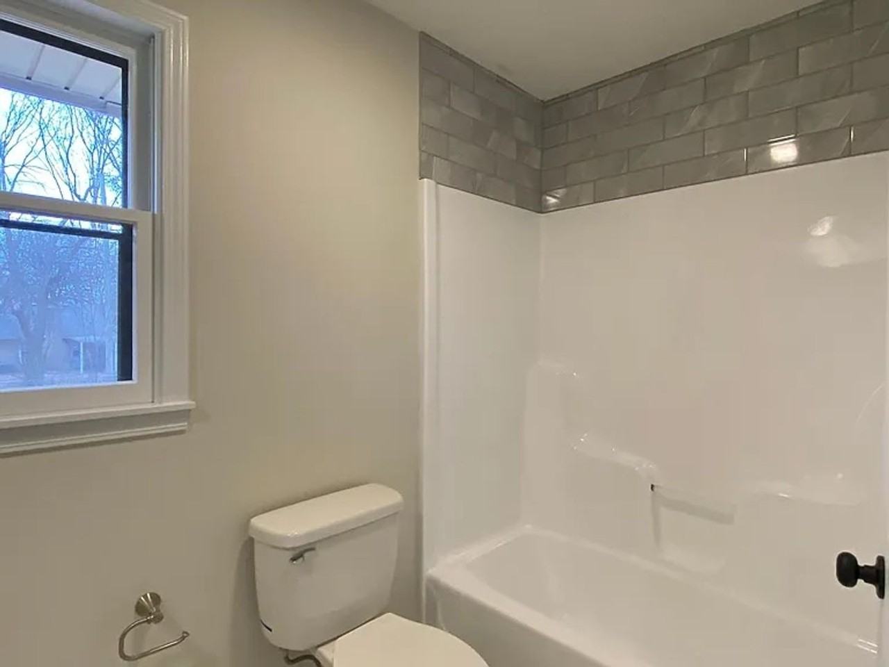 3259 S Elmira Ave - Photo 5 of 10