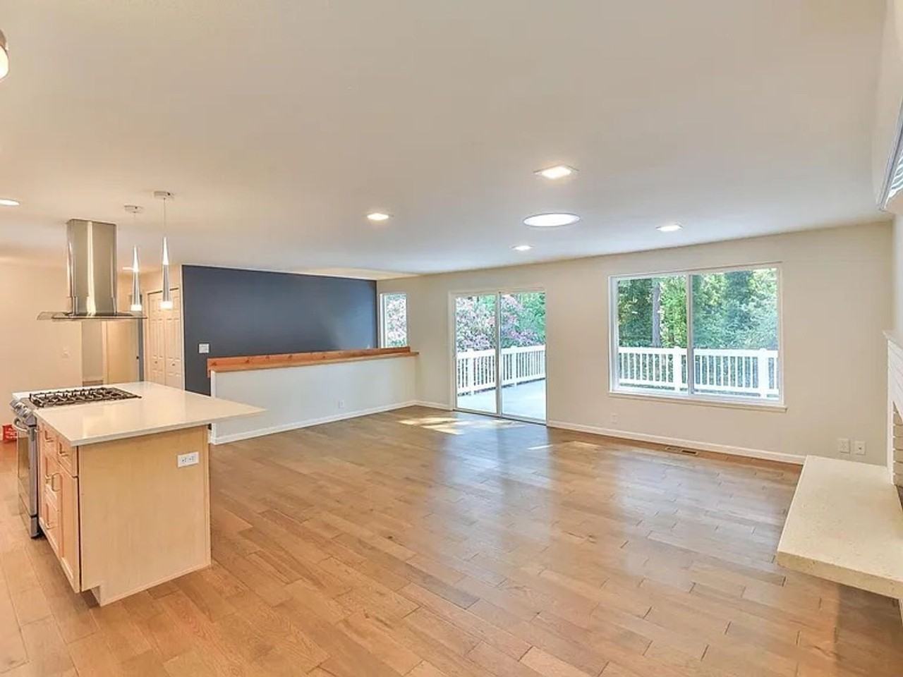 4126 161st Ave Se - Photo 5 of 36