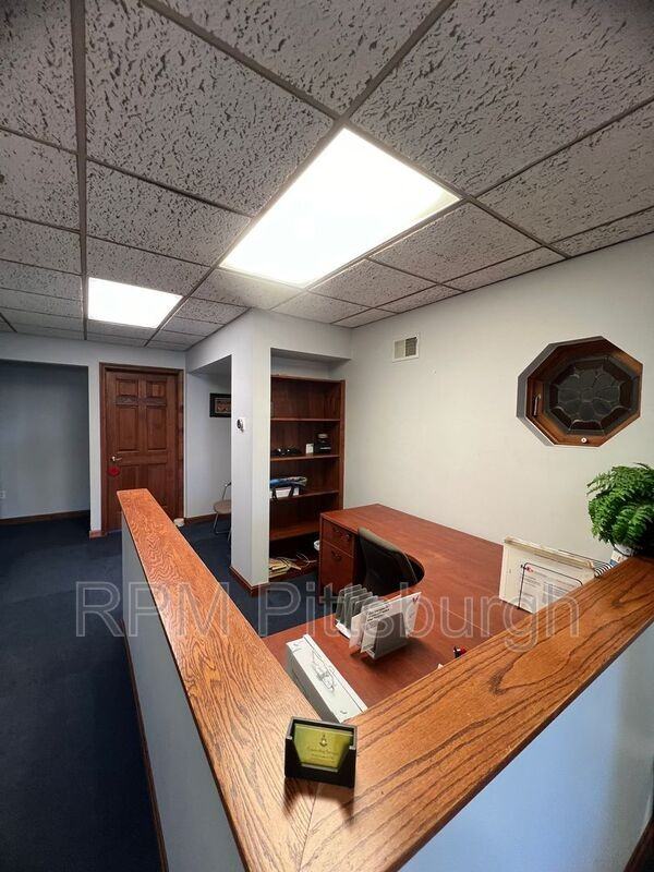 606 California Ave - Photo 3 of 6