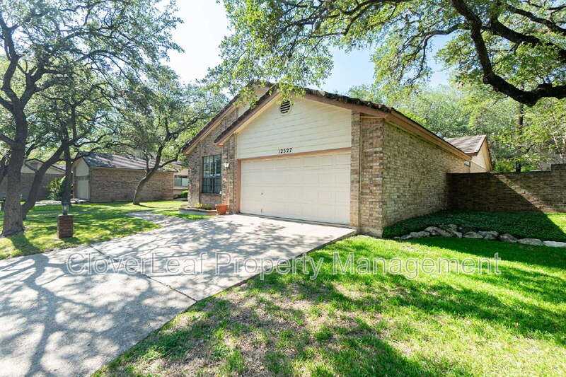 12527 Enfield Park - Photo 3 of 32