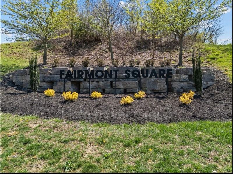 426 Fairmont Dr - Photo 2 of 29