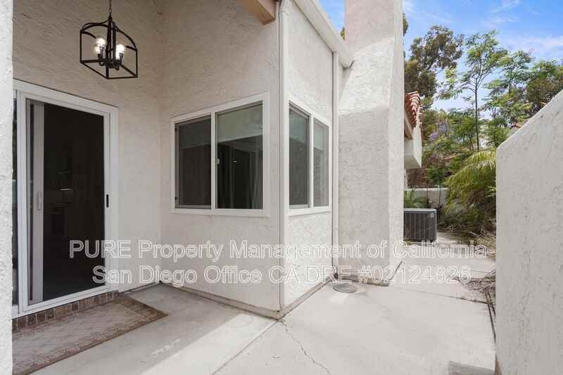 4612 Villas Dr - Photo 3 of 28