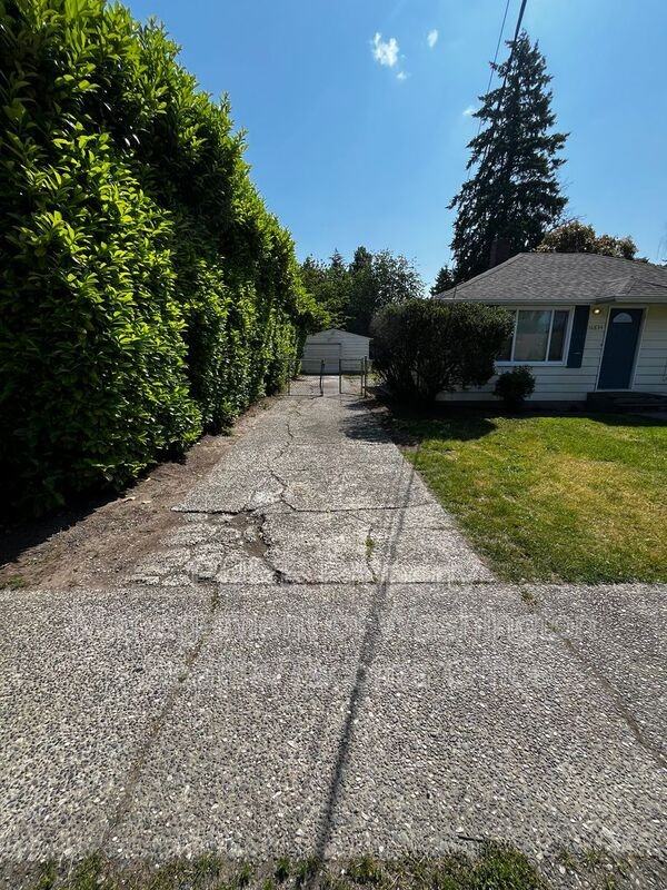 16834 35th Ave S - Photo 3 of 22