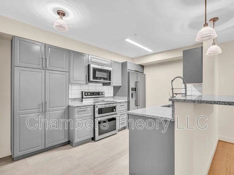 220 The Montana2Nd St Se #103 - Photo 6 of 20