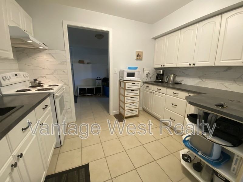 315 - Photo 2 of 14