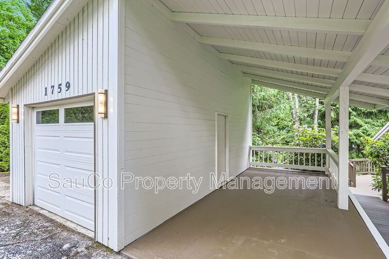 1759 Marylhurst Dr - Photo 3 of 20