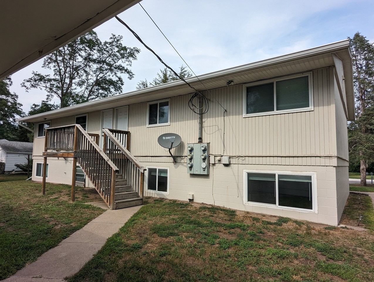 417 S Driftwood St #4 - Photo 4 of 7