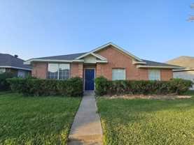 919 Crestwood Dr - Photo 1 of 1