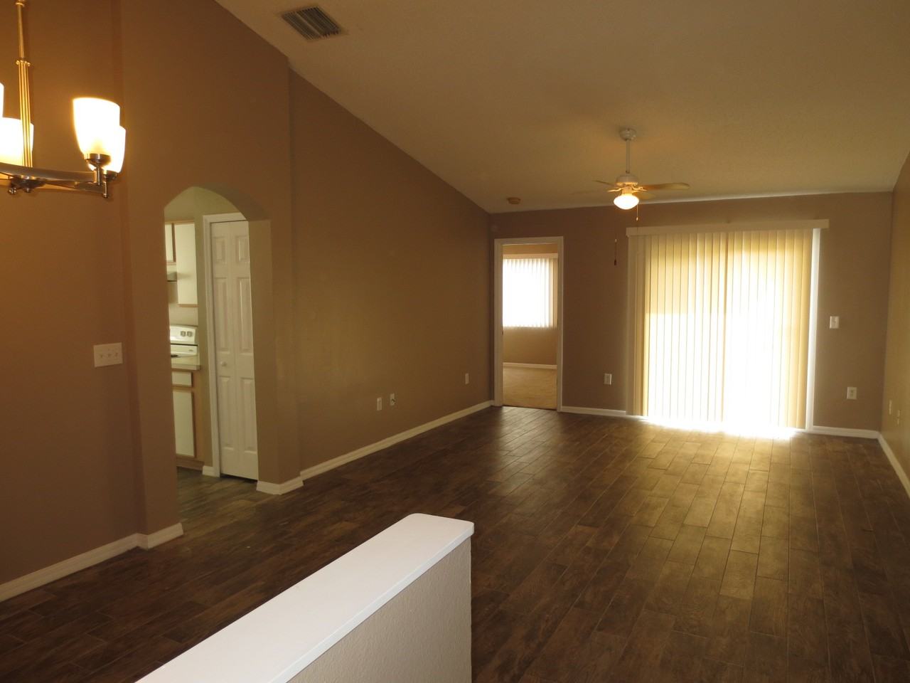 3106 Pine Top Dr - Photo 2 of 12