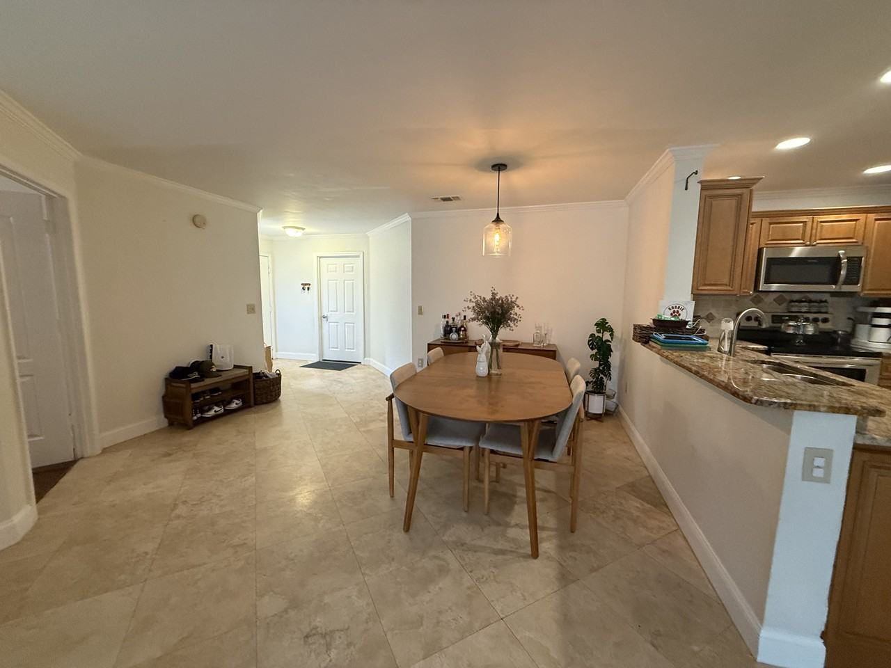 664 Arbor Lake Ln - Photo 3 of 20