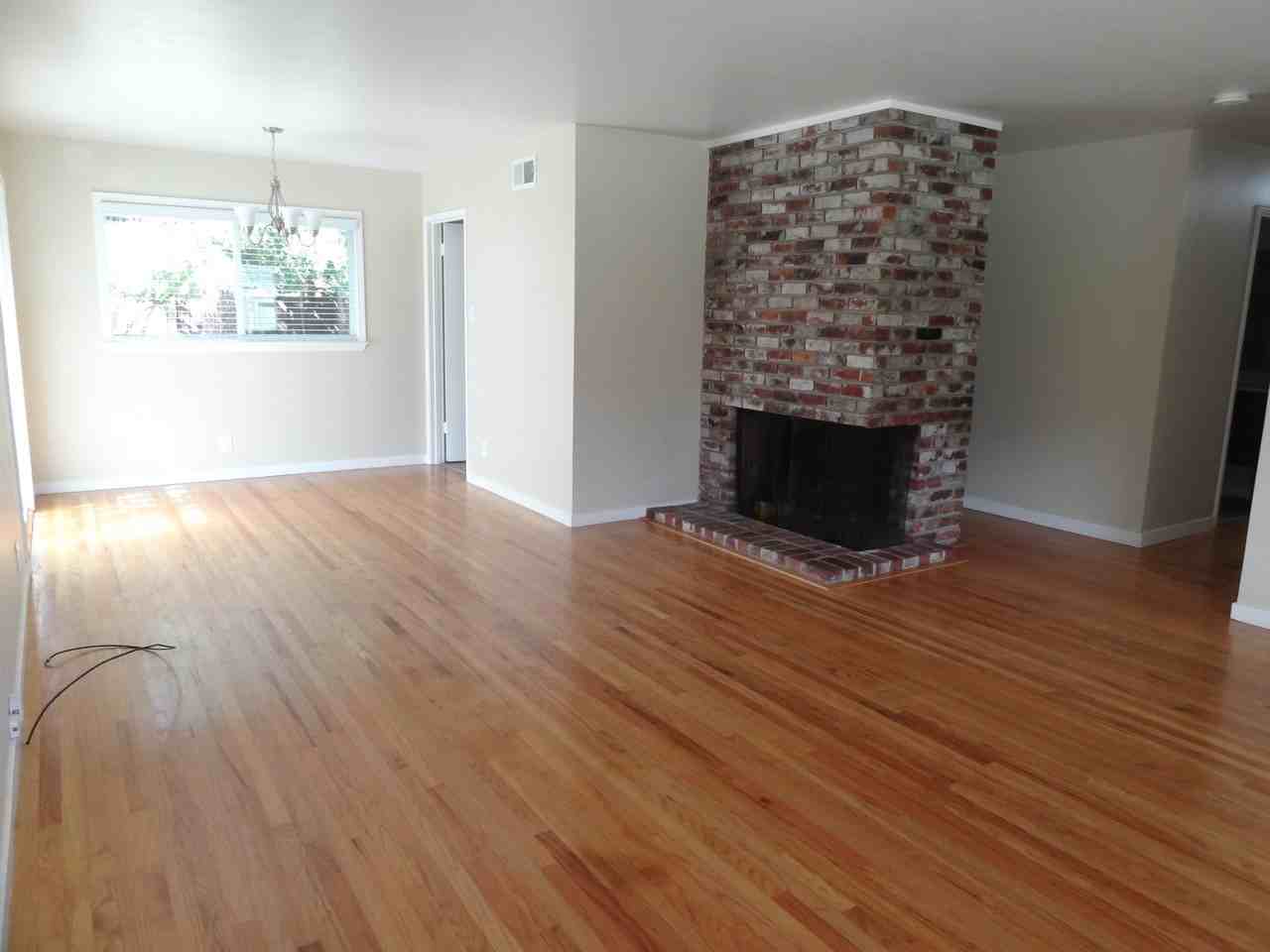 919 Almarida Dr - Photo 3 of 17