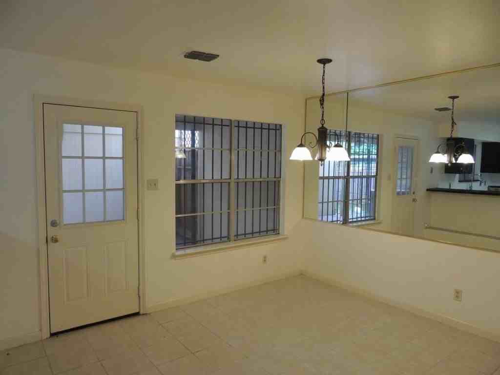 8870 Kempwood Dr #NA - Photo 4 of 20