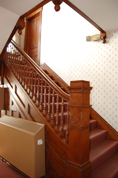 407 Wisconsin Ave #4 - Photo 3 of 15