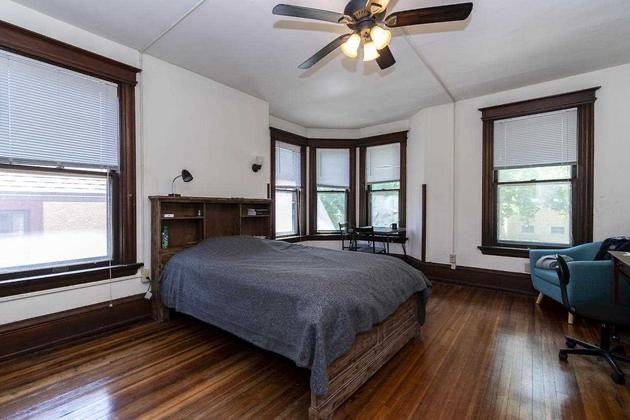 407 Wisconsin Ave #4 - Photo 6 of 15