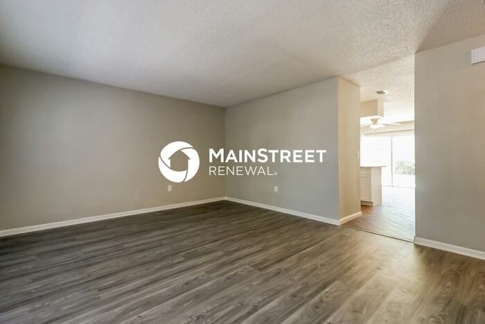 2289 Crystalview Ct - Photo 3 of 16