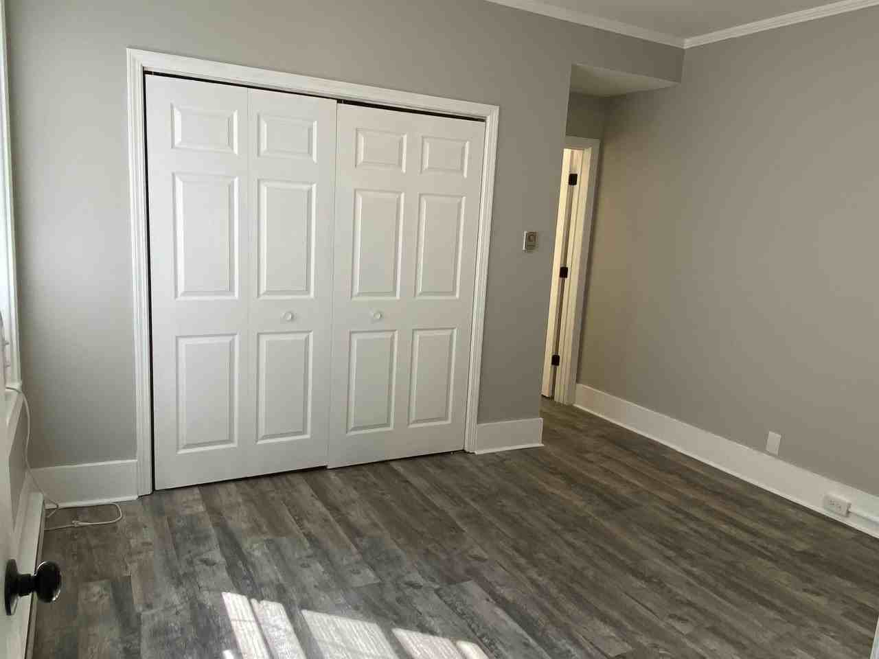 405 Monroe Street - Photo 6 of 49