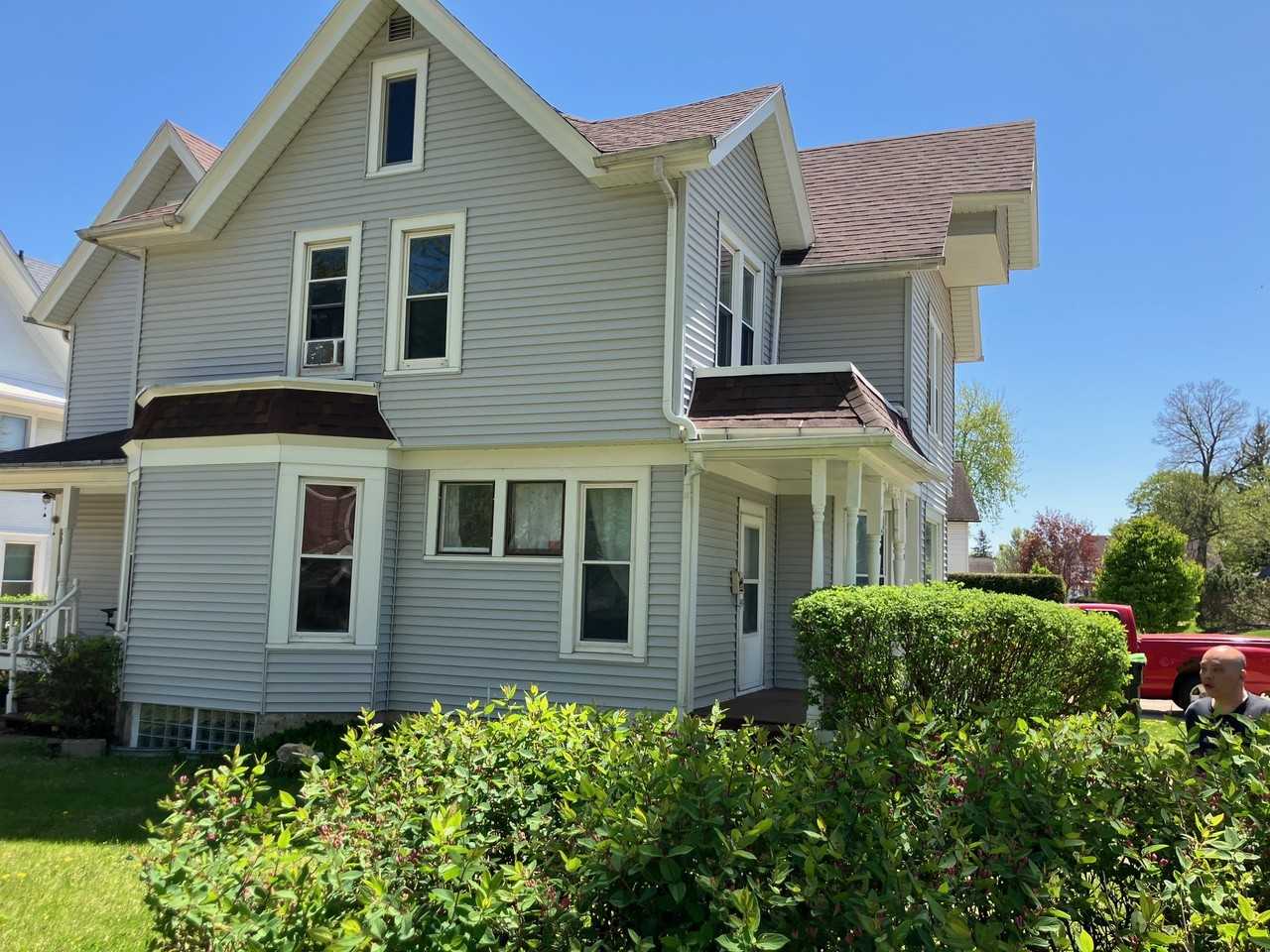 130 North School St - Photo 2 of 24