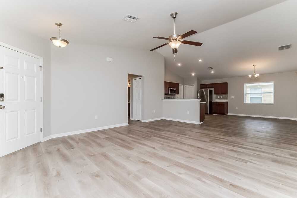 1223 Sheridan Bay Dr - Photo 3 of 16