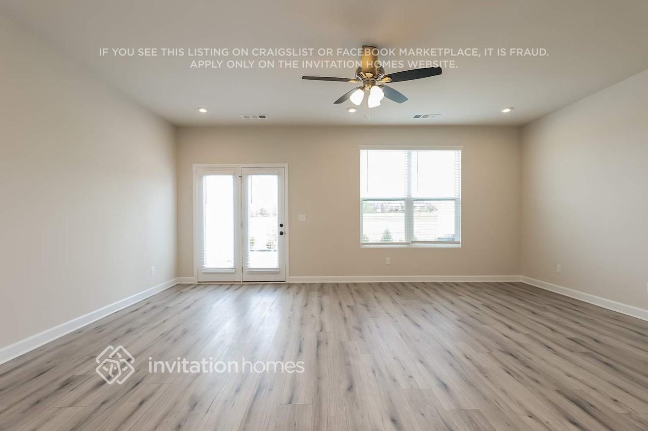 127 Fister Dr - Photo 2 of 17