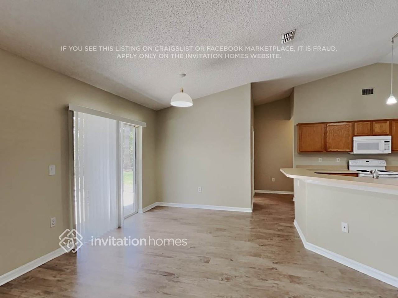 1348 Wildberry Ln - Photo 7 of 19
