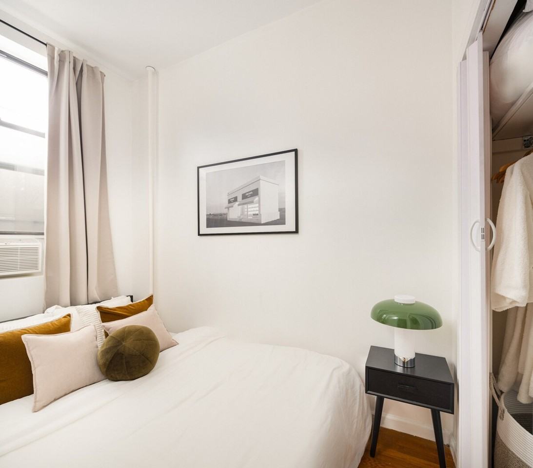 784 President St #1032142P - Photo 7 of 10