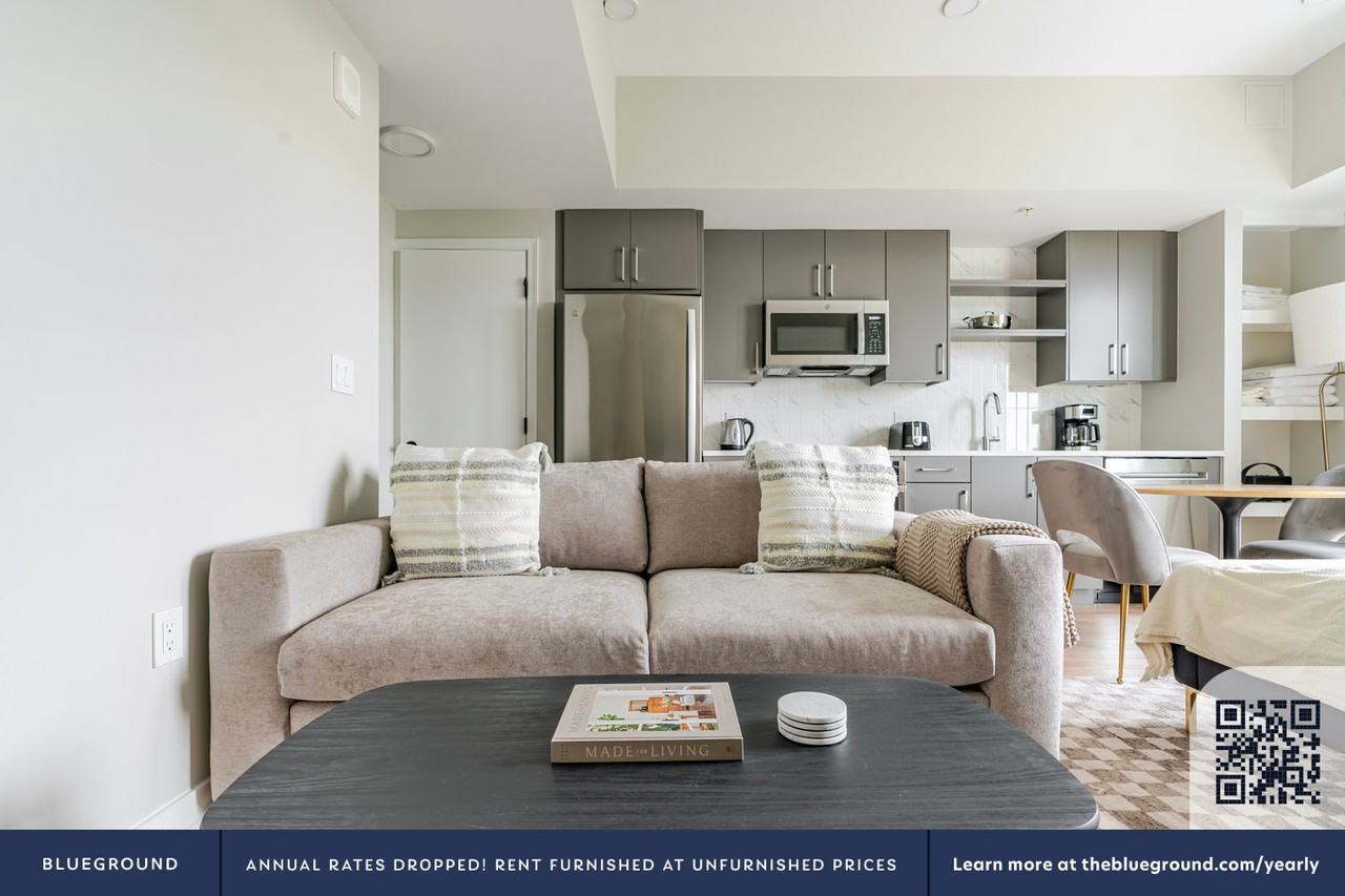 3275 Washington Boulevard - Photo 4 of 37