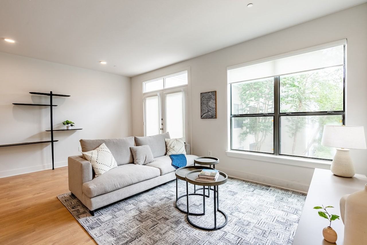 2137 Pelham Dr #1028908P - Photo 2 of 14