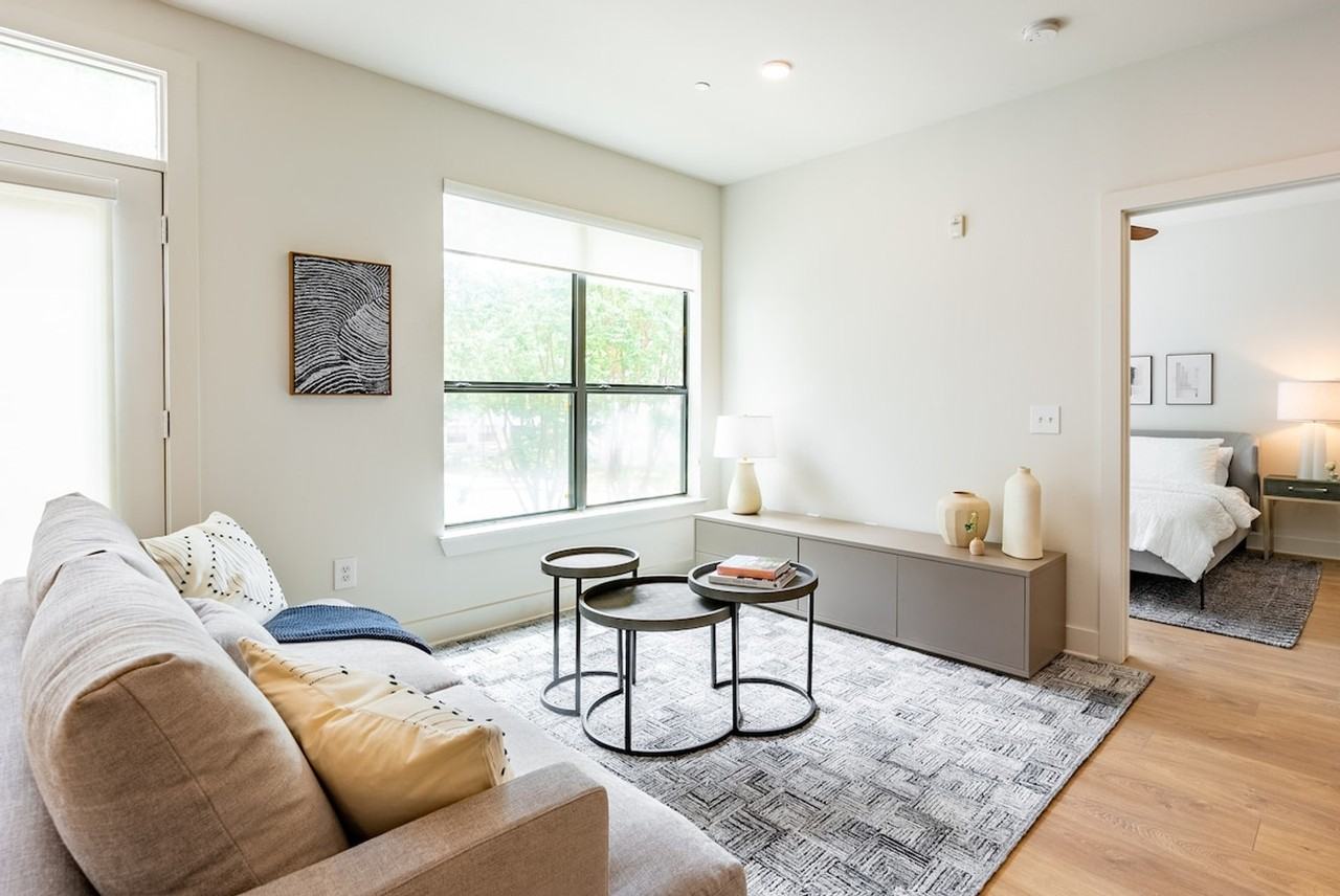 2137 Pelham Dr #1028908P - Photo 3 of 14