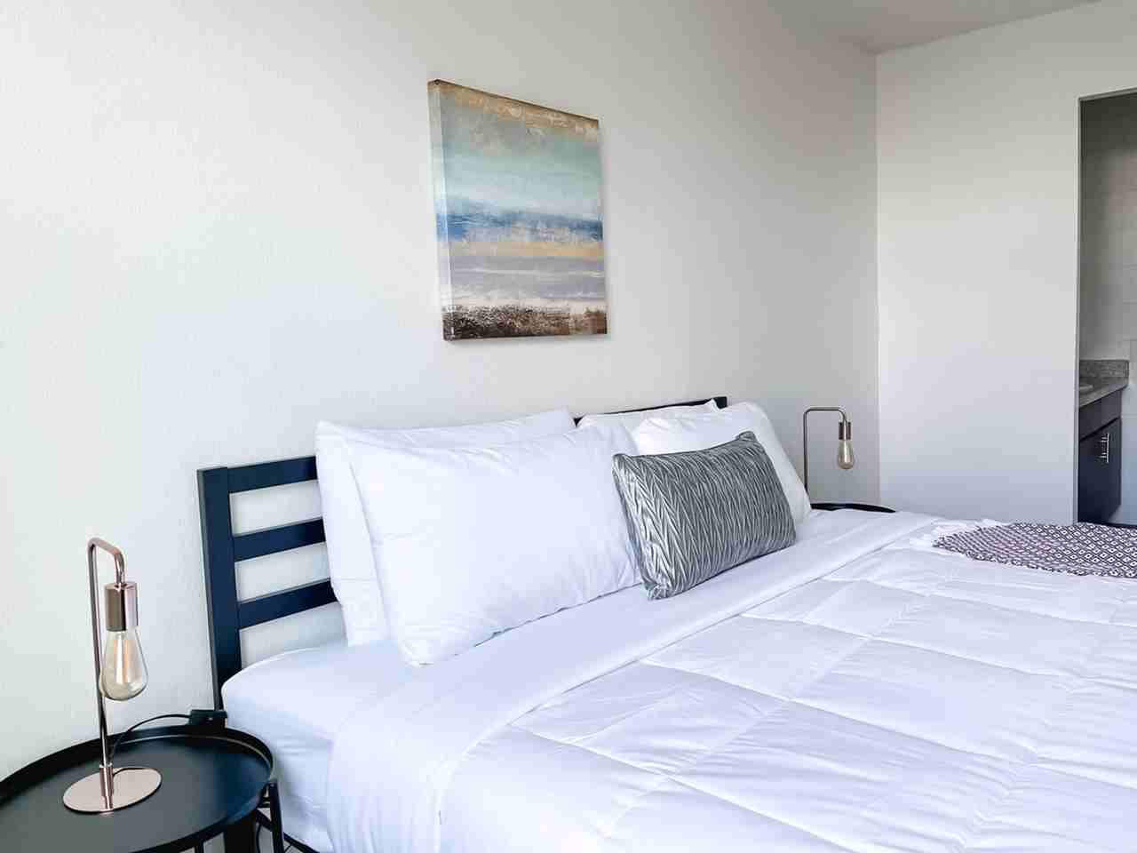 2515 Burnet Ave #1036865P - Photo 3 of 26